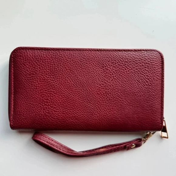 Women large wallet zip around wristlet burgundy - Picture 1 of 4